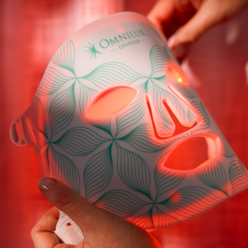 Are LED Masks Safe? Eye Safety, Skin Sensitivity, and What to Expect